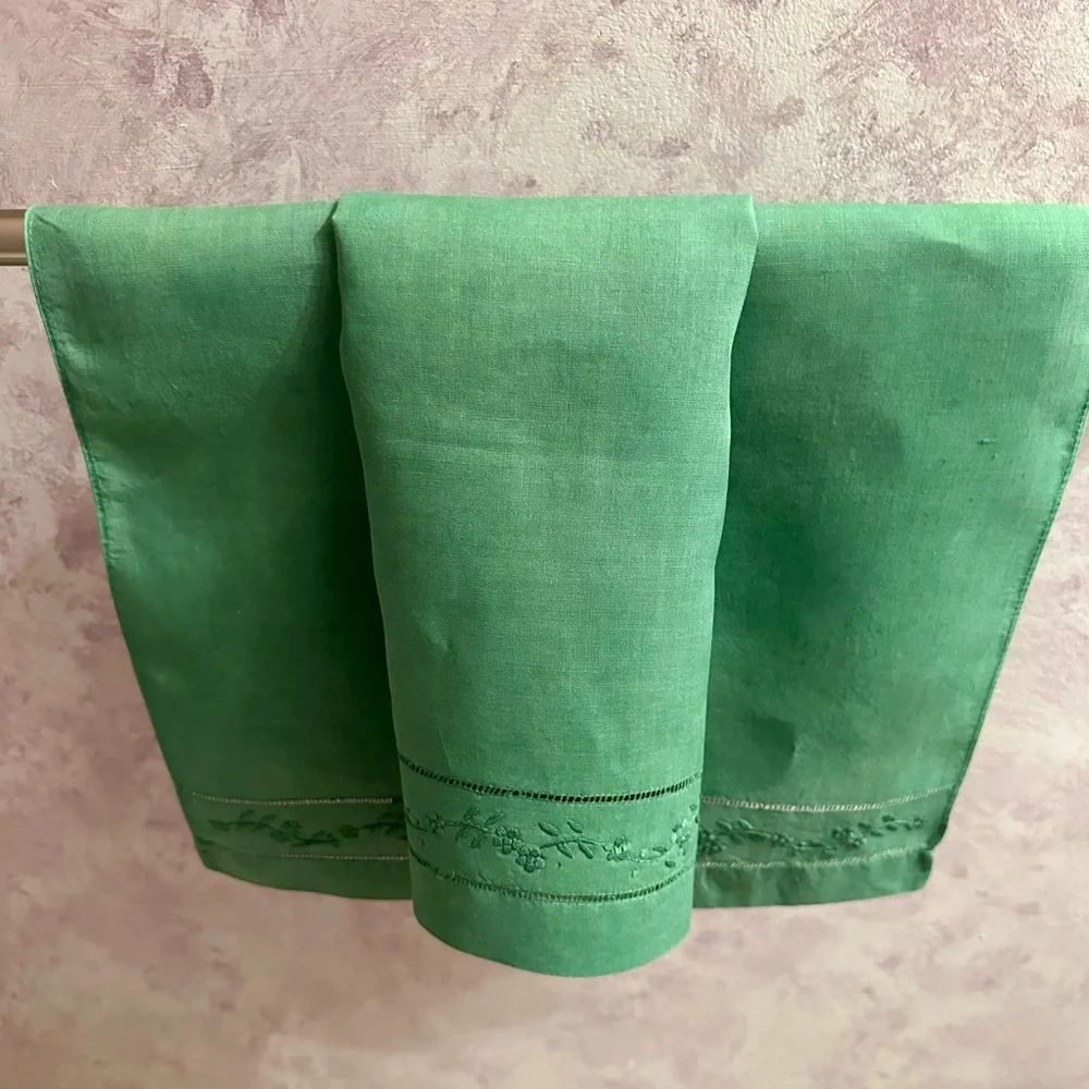 Guest towels Irish ☘️ green bespoke colored set of 2